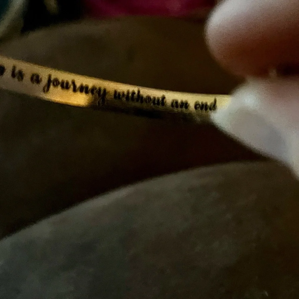 A true friendship is a journey without an end cuff bracelet - Picture 6 of 6